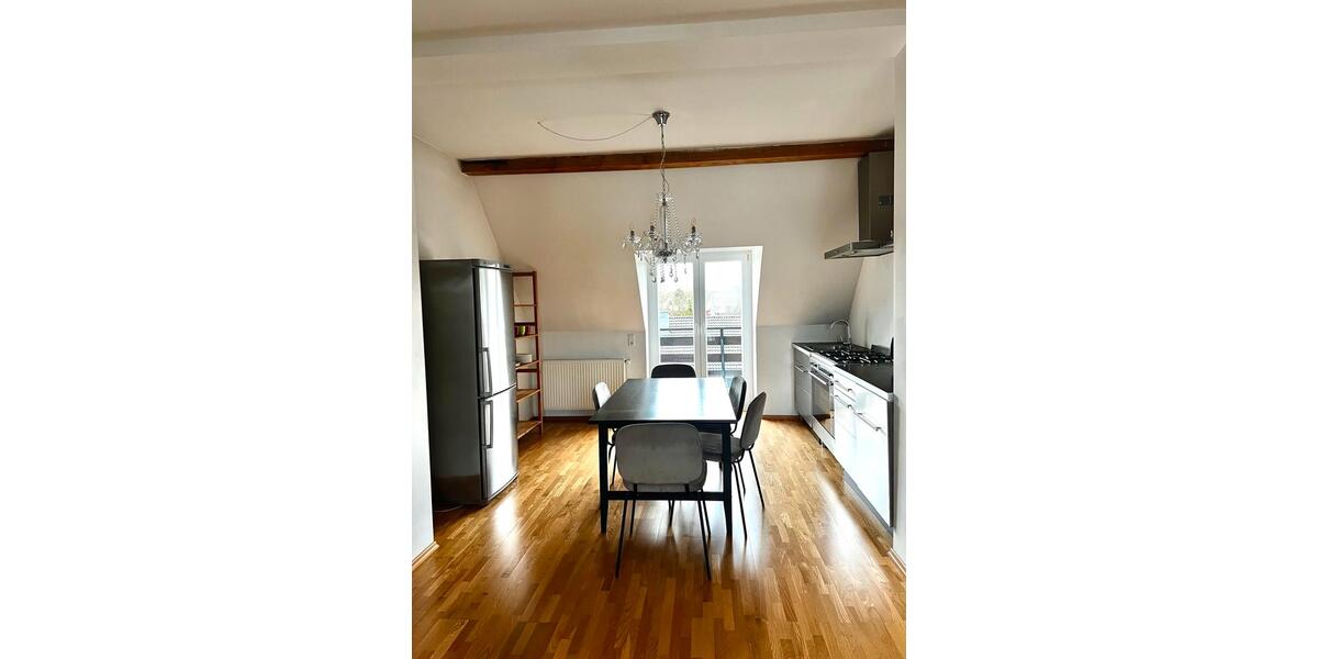 Dachgeschoßwohnung Köln Kalk - 3 Zimmer, 70 m&sup2;, 1.700&euro; | Angebot:25596580