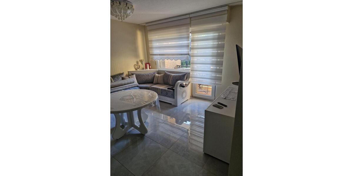 Attraktiver vermietete 4 Zimmer Wohnung Zu verkaufen 4 zimmer