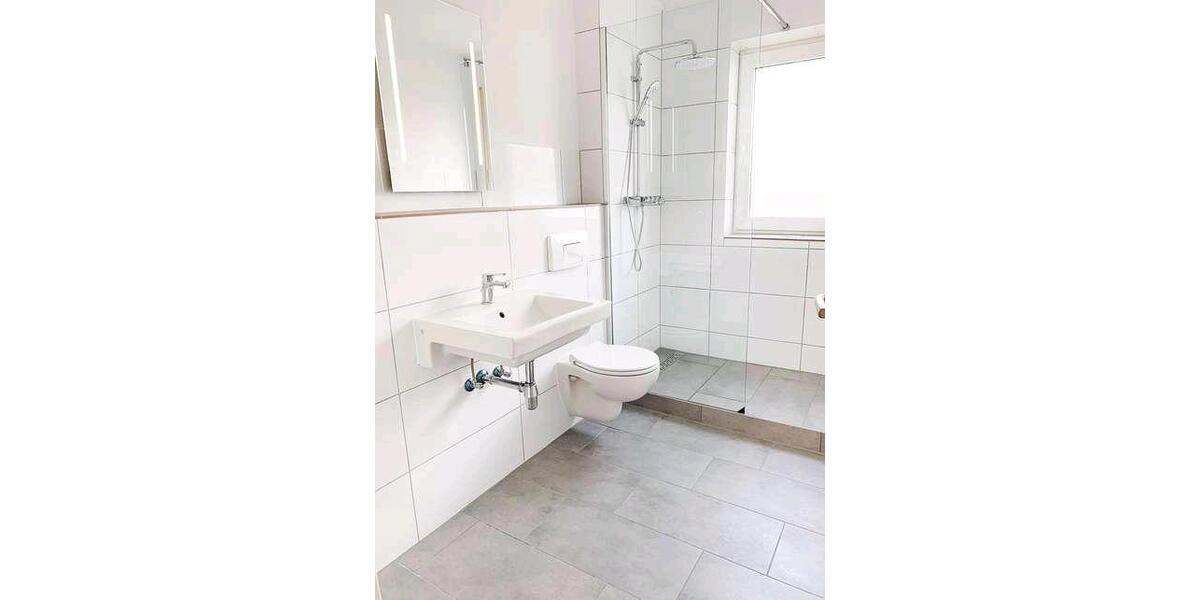 Etagenwohnung Bergisch Gladbach Paffrath - 2 Zimmer, 56 m&sup2;, 940&euro; | Angebot:25309715