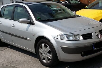 Renault Megane 132.600 km 2.250 &euro; Solingen 42655