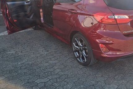Ford Fiesta 105.994 km 8.300 &euro; Neuss 41469