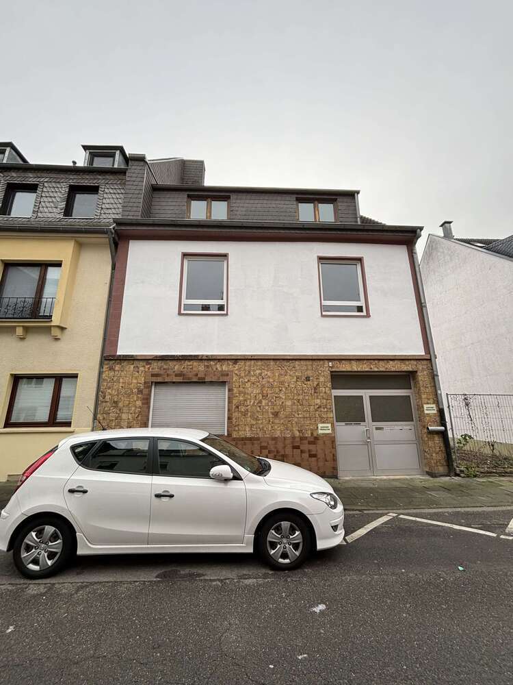 Haus zum Kaufen in Köln 499.000 € 216.81 m²