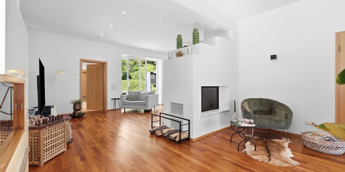 Mit 3D: Historischer Charme trifft modernen Wohnkomfort – umfangreich modernisiertes Einfamilienhaus mit Einliegerwohnung. - Einfamilienhaus Solingen Höhscheid | Angebot:26980800