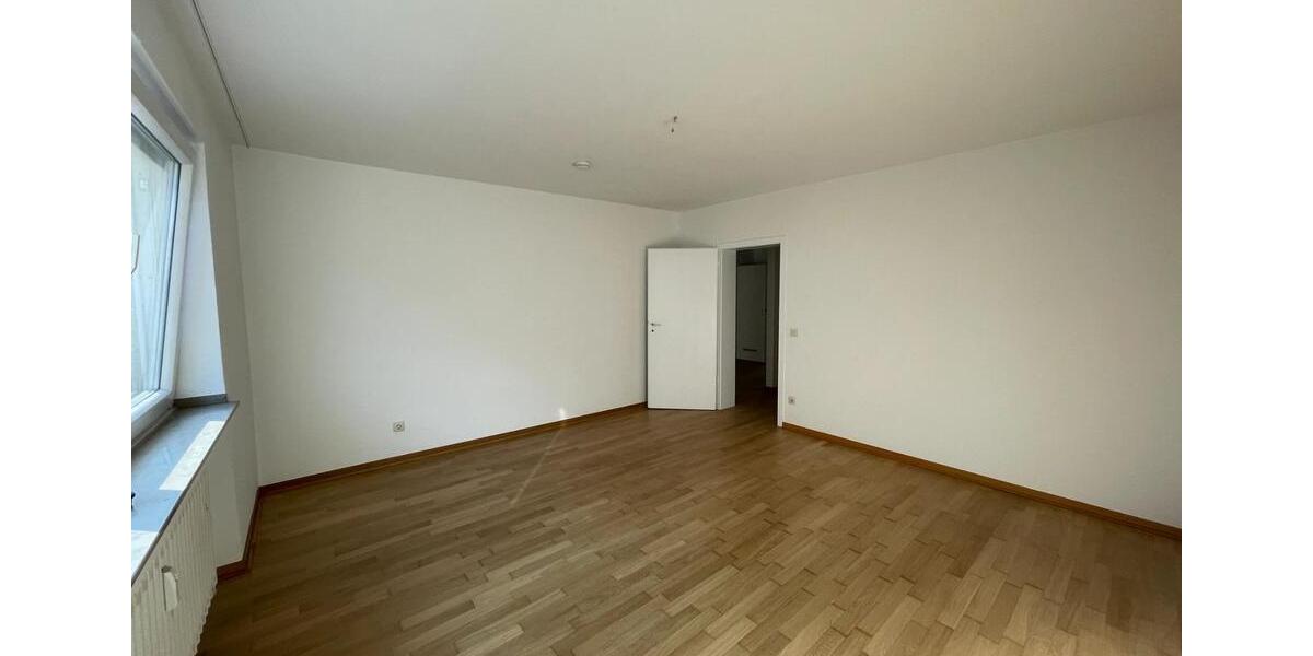Etagenwohnung Düsseldorf Niederkassel - 3 Zimmer, 85 m&sup2;, 1.235&euro; | Angebot:26215019