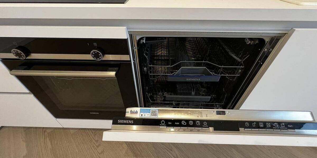 Etagenwohnung Düsseldorf Derendorf - 2 Zimmer, 65 m&sup2;, 1.220&euro; | Angebot:26890734