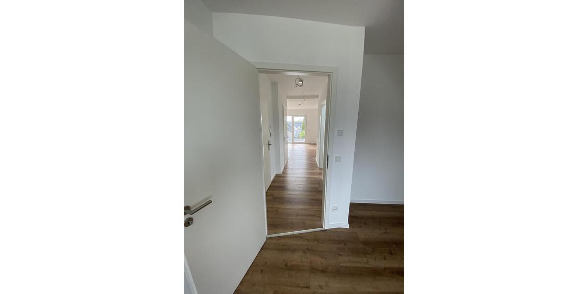 Dachgeschoßwohnung Köln Lindenthal - 2 Zimmer, 53 m&sup2;, 1.250&euro; | Angebot:26489439