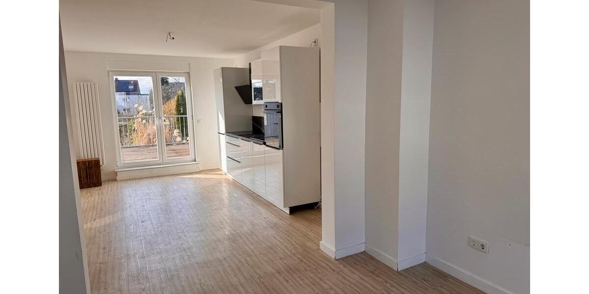 Doppelhaushälfte Köln Mülheim - 7 Zimmer, 145 m&sup2;, 2.400&euro; | Angebot:25157905