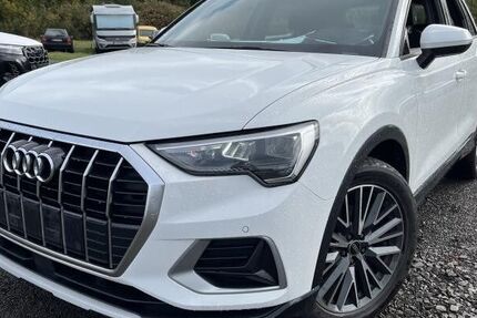 Audi Q3 106.000 km 27.990 € Hilden 40721