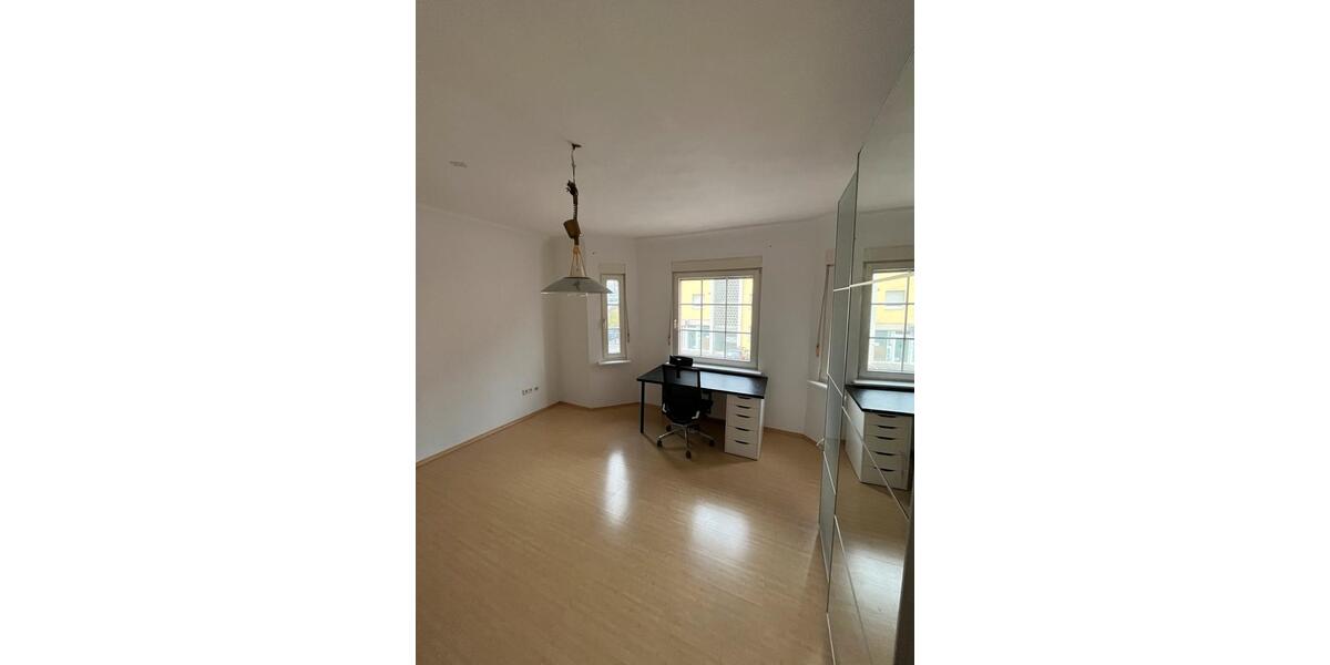 Zimmer im Einfamilien Haus in Brühl 1 zimmer