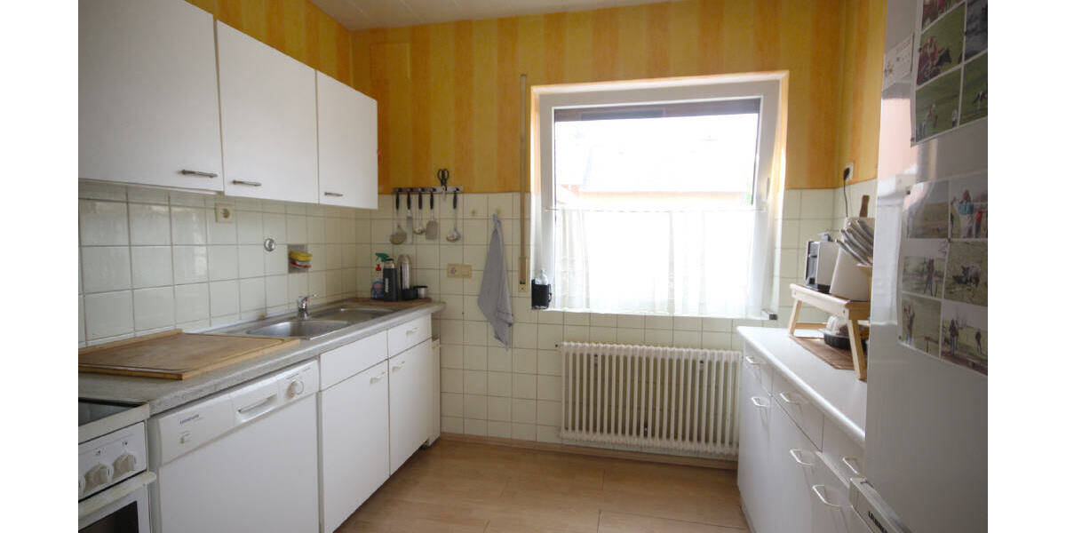Mehrfamilienhaus, Wohnhaus Erftstadt Lechenich - 4 Zimmer, 100 m&sup2;, 257.000&euro; | Angebot:26391923
