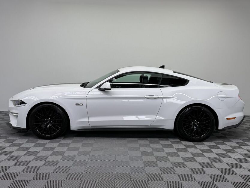 Ford Mustang 39.000 km 42.500 € Radevormwald 42477