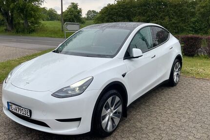 Tesla Model Y 42.764 km 31.499 &euro; Erkrath 40699