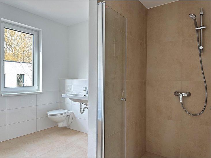 Reihenhaus Neuss - 4 Zimmer, 101 m&sup2;, 2.050&euro; | Angebot:26195894