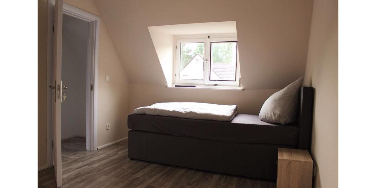 Doppelhaushälfte Bergisch Gladbach Gronau - 4.5 Zimmer, 90 m&sup2;, 1.800&euro; | Angebot:26366027