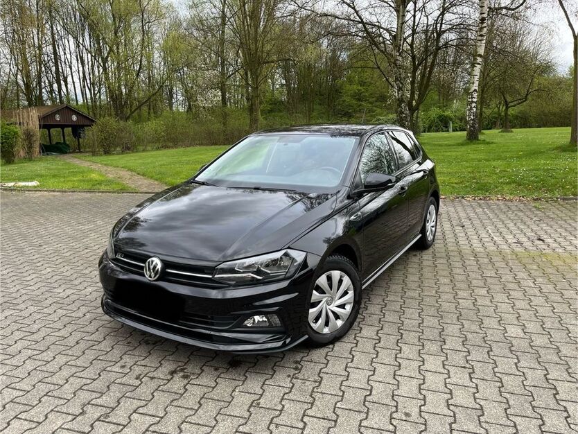 VW Polo 98.000 km 13.000 € Köln 50733