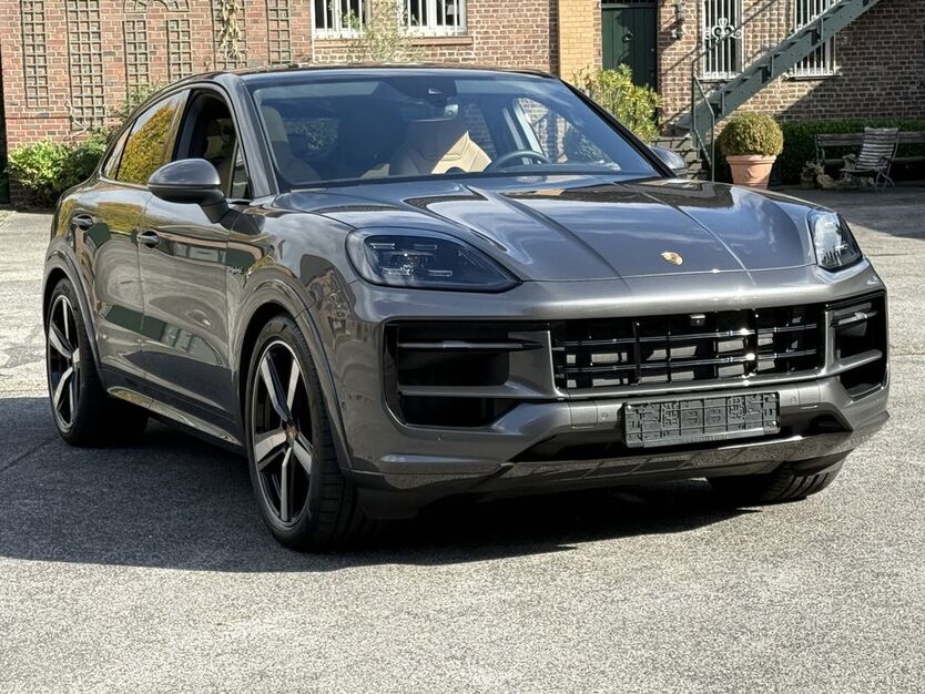 Porsche Cayenne 6.600 km 123.790 € Frechen (bei Köln) 50226