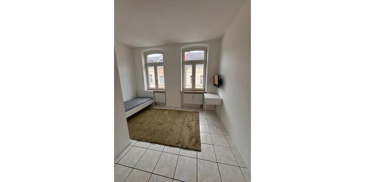 Etagenwohnung Köln Ehrenfeld - 17 Zimmer, 28 m&sup2;, 790&euro; | Angebot:26439659