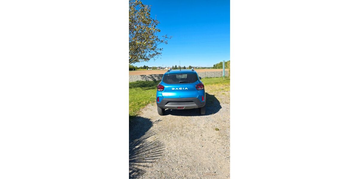 Dacia Spring 22.500 km 9.749 &euro; Dormagen 41539