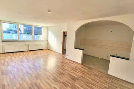 Wohnung Solingen Burg - 3 Zimmer, 94 m&sup2;, 745&euro; | Angebot:27135099