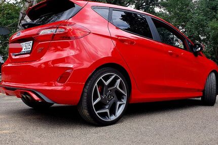 Ford Fiesta 145.600 km 12.999 &euro; Troisdorf 53844