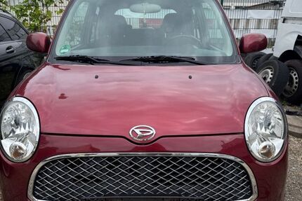 Daihatsu TREVIS
