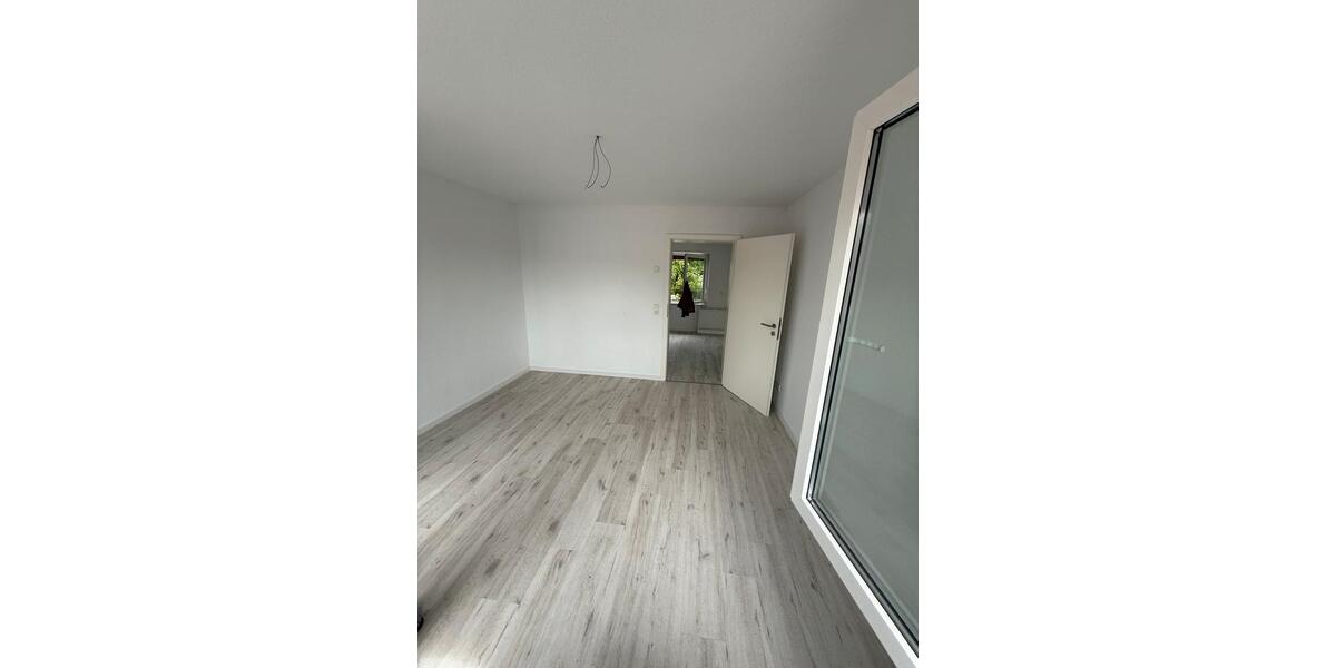 Etagenwohnung Brühl - 2 Zimmer, 65 m&sup2;, 1.040&euro; | Angebot:26349075