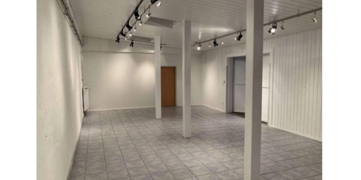 Gewerbehalle zur Miete zimmer