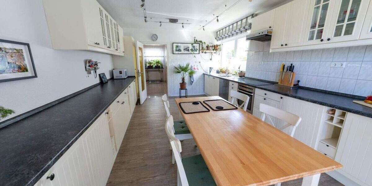 Mehrfamilienhaus, Wohnhaus Remscheid Innen - 1 Zimmer, 320 m&sup2;, 695.000&euro; | Angebot:25175044