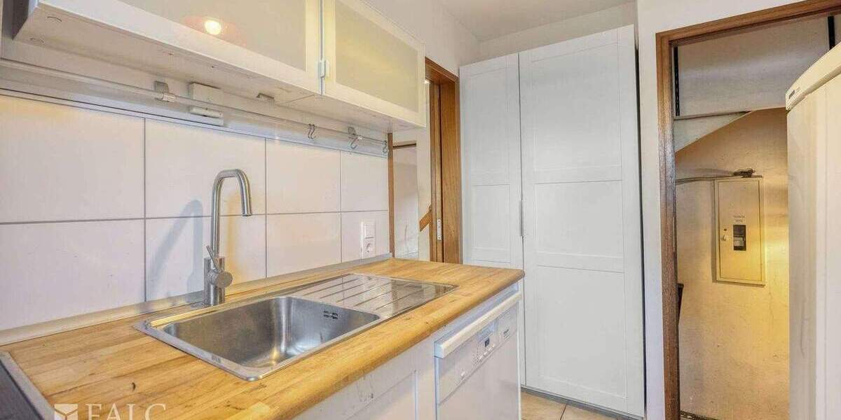 Reihenendhaus mit Garten & Sanierungsfahrplan in Köln-Ossendorf 6 zimmer