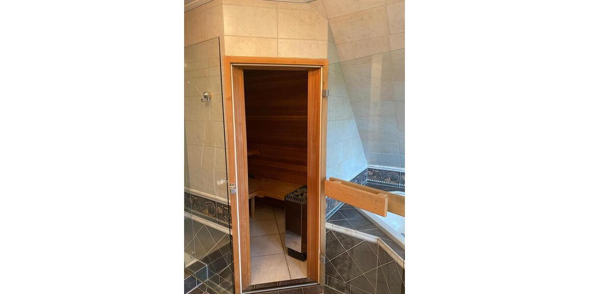 Einfamilienhaus mit privatem Wellnessbereich (für Paare) 1.5 zimmer