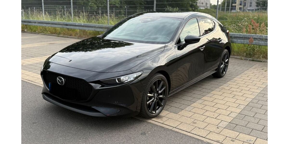 Mazda 3 36.700 km 19.800 &euro; Düsseldorf 40213