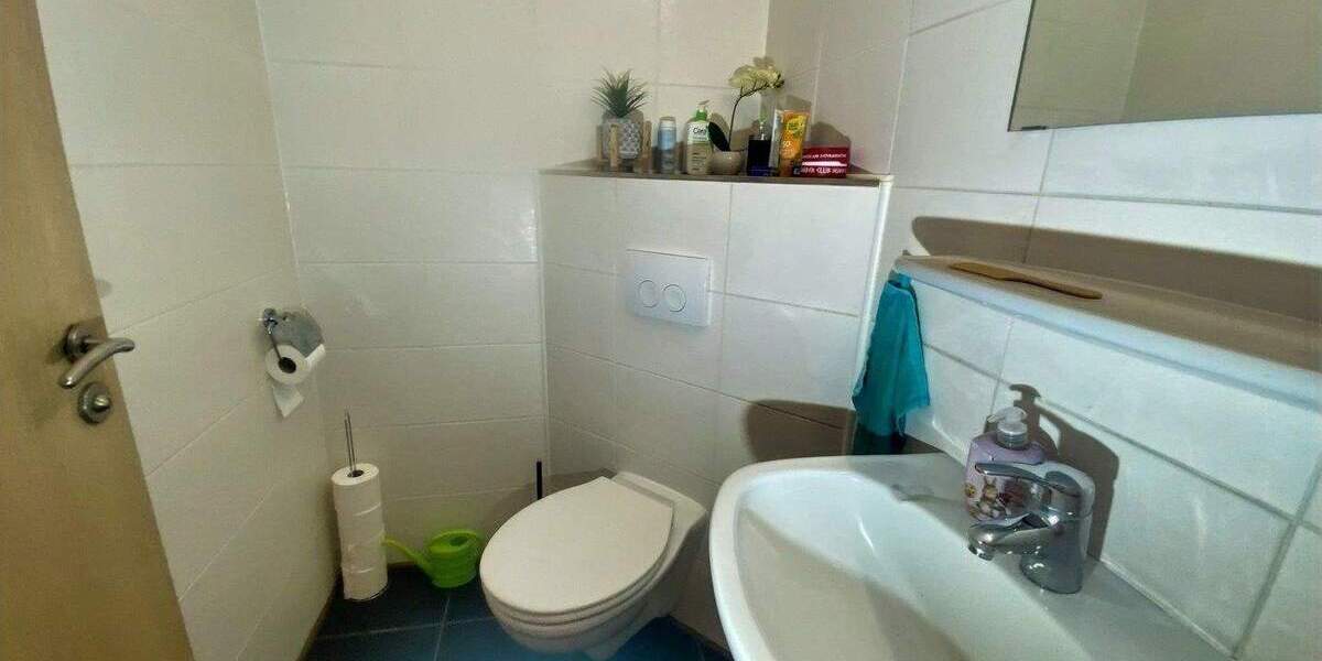 Etagenwohnung Leverkusen Manfort - 3 Zimmer, 64 m&sup2;, 124.900&euro; | Angebot:24812413