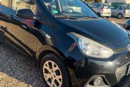Hyundai i10 249.700 km 2.450 &euro; Leverkusen 51371