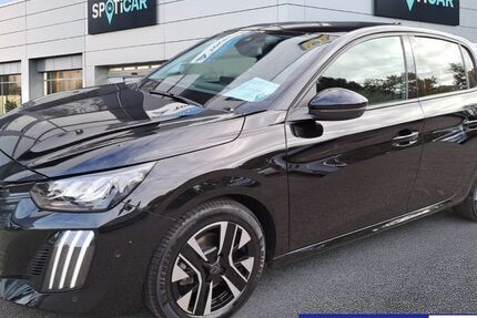 Peugeot 208 14.280 km 15.250 &euro; Köln 50933