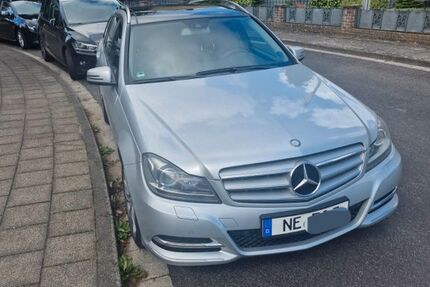 Mercedes-Benz C 250 290.000 km 5.900 &euro; Neuss 41462