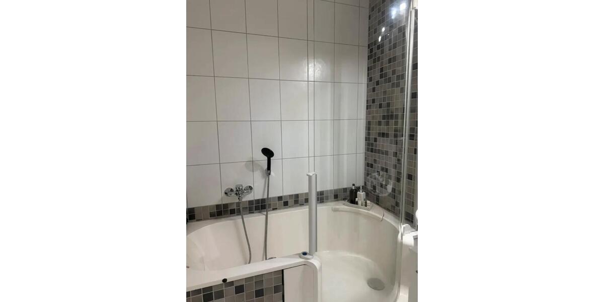 Barrierefreie 3-Zimmer-Erdgeschosswohnung mit Garten 3 zimmer