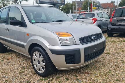 Ford Fusion 63.000 km 2.950 &euro; Düsseldorf 40549