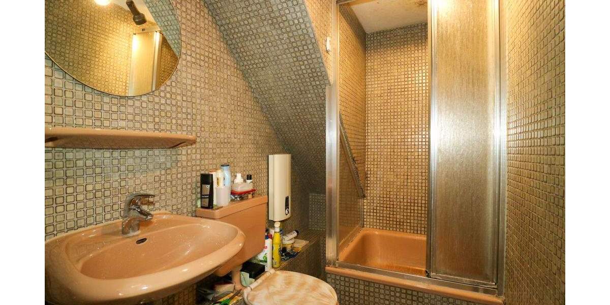 Stadthaus wartet auf neuen Glanz! 6 zimmer