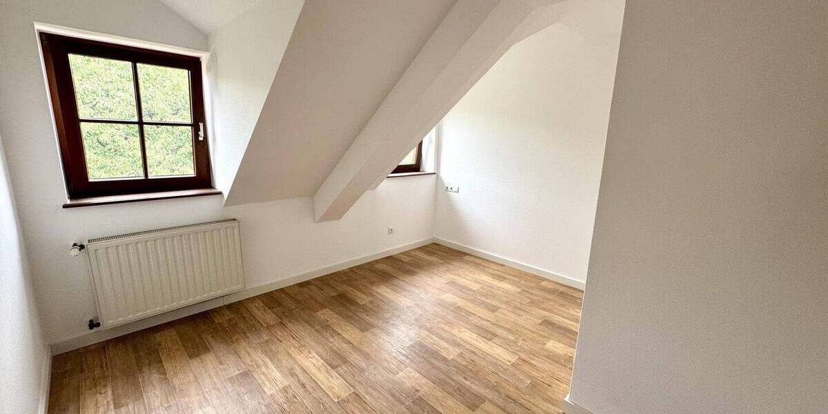 Großes Einfamilienhaus mit Einliegerwohnung in Leverkusen - Quettingen 6 zimmer