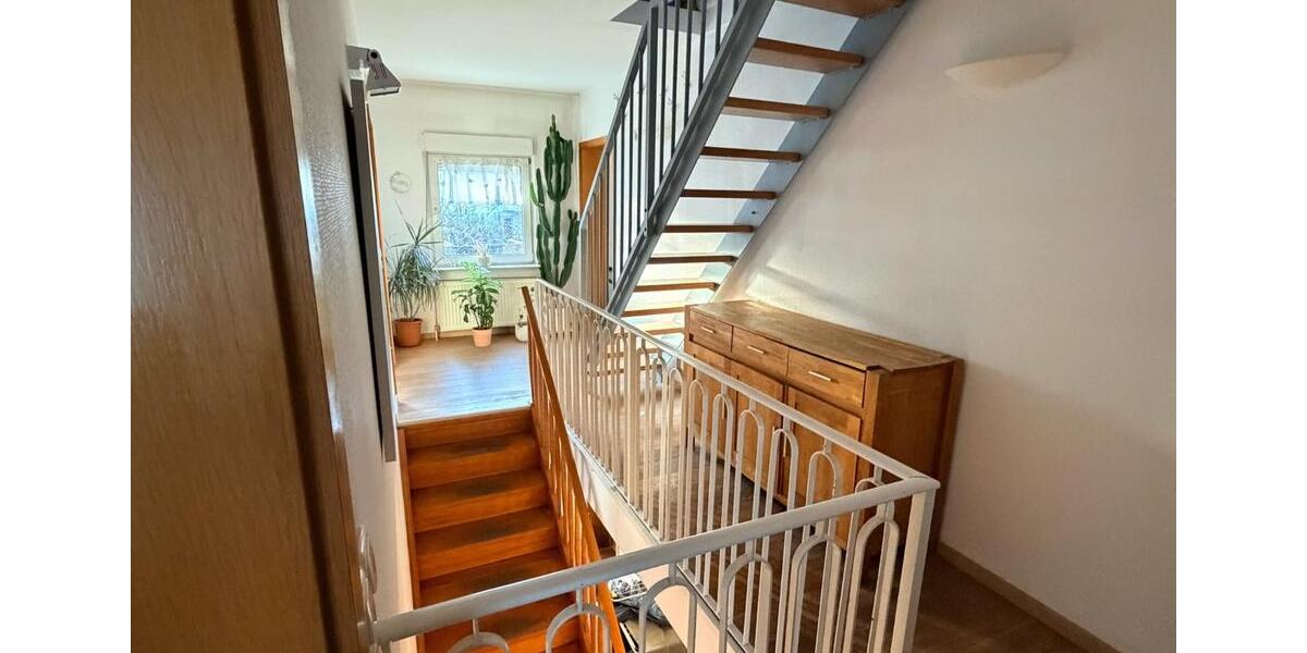 Möbliertes Haus zu vermieten in Frechen Zentrum 5 zimmer