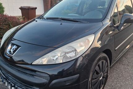 Peugeot 207 203.200 km 600 € Köln 50859