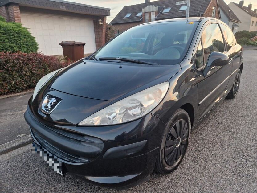 Peugeot 207 203.200 km 600 € Köln 50859