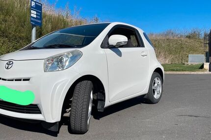 Toyota IQ 100.000 km 3.900 &euro; Köln 51065
