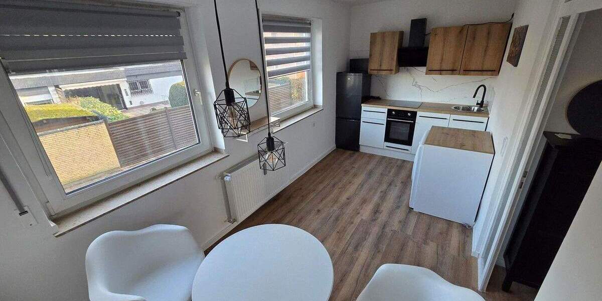 ACHTUNG ! VOLL Möblierte und Renovi. 2-Zimmer Wohnung DIREKT GÖRLINGER ZENTRUM 2 zimmer