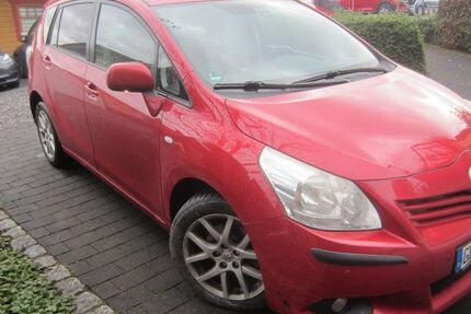 Toyota Corolla Verso 255.000 km 3.250 &euro; Bergisch Gladbach 51429