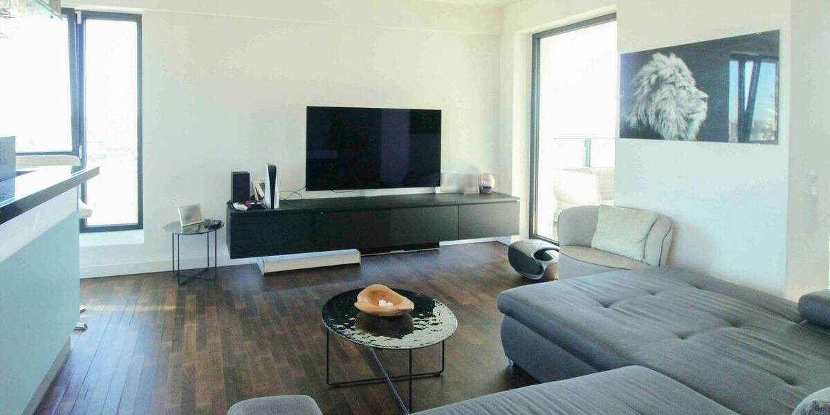 Etagenwohnung Düsseldorf Pempelfort - 2 Zimmer, 90 m&sup2;, 645.000&euro; | Angebot:26359394