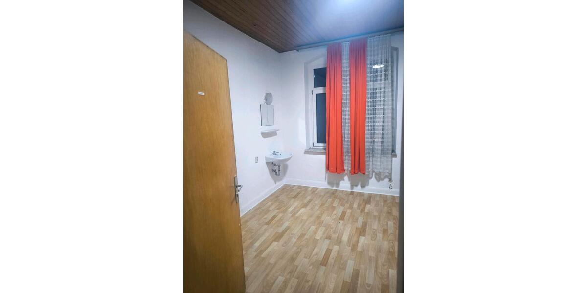 Etagenwohnung Leverkusen Opladen - 1 Zimmer, 600&euro; | Angebot:23685189