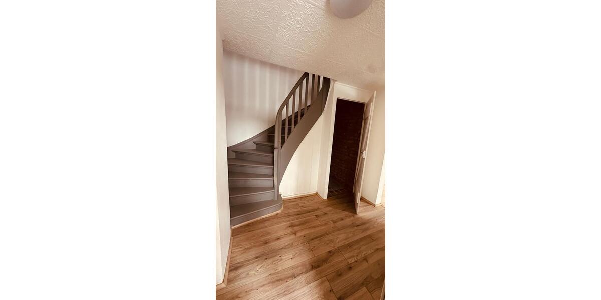 EFH (900€ Miete) + Investment Baugenehmigung für 405m² MFH 3 zimmer