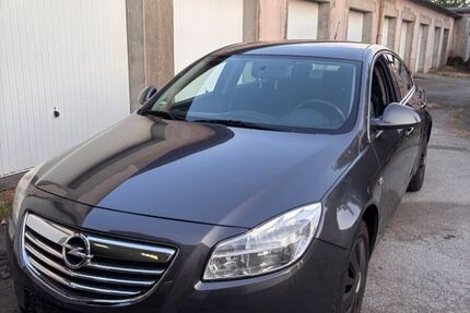 Opel Insignia 181.206 km 2.900 &euro; Solingen 42653