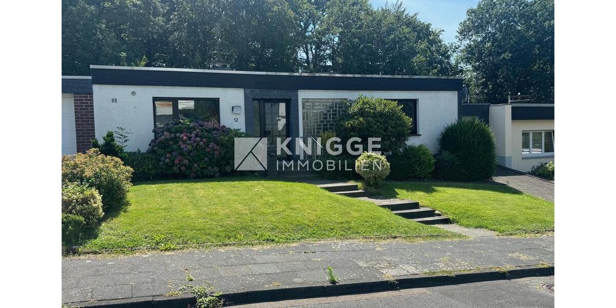 Bungalow Bergisch Gladbach Alt-Frankenforst - 6 Zimmer, 186 m&sup2;, 1.860&euro; | Angebot:24690728